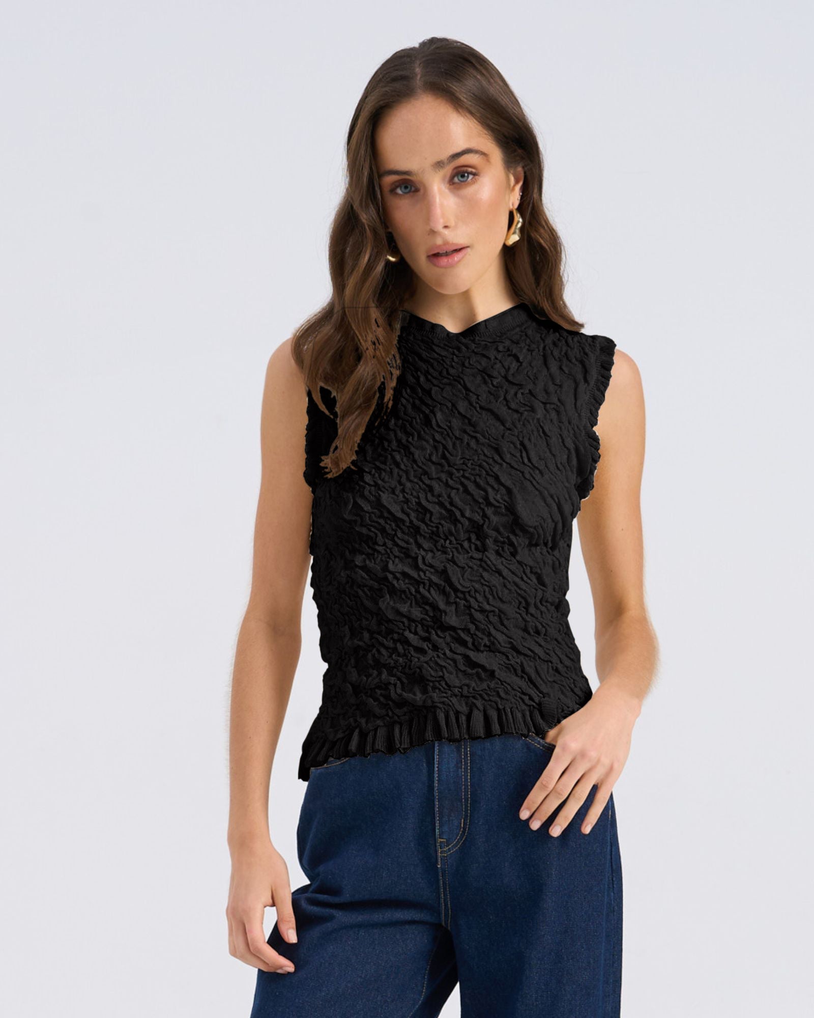 AWSTORMI TEXTURED SLEEVELESS TOP